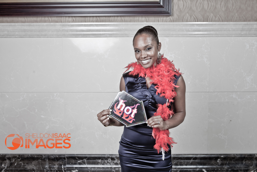 Smile Photo Booth, woman with feather boa