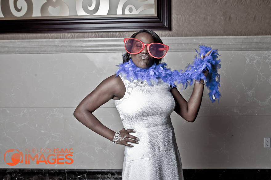 Smile Photo Booth, Bride in funny glasses