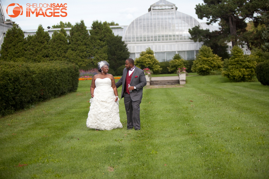 Bride laughing at Grooms jokes