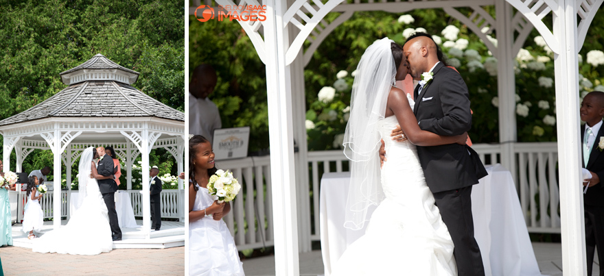 Bride-and-Groom-Kiss-Deer-Creek-Golf-Club