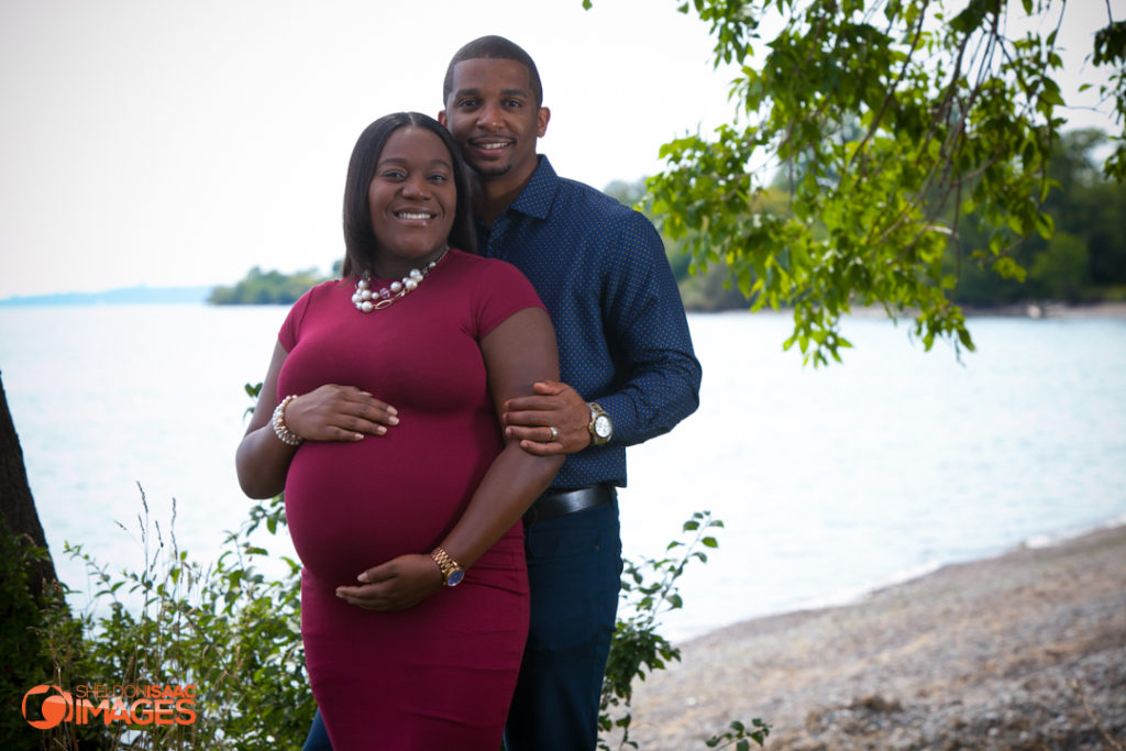 Maternity Photo smiling couple