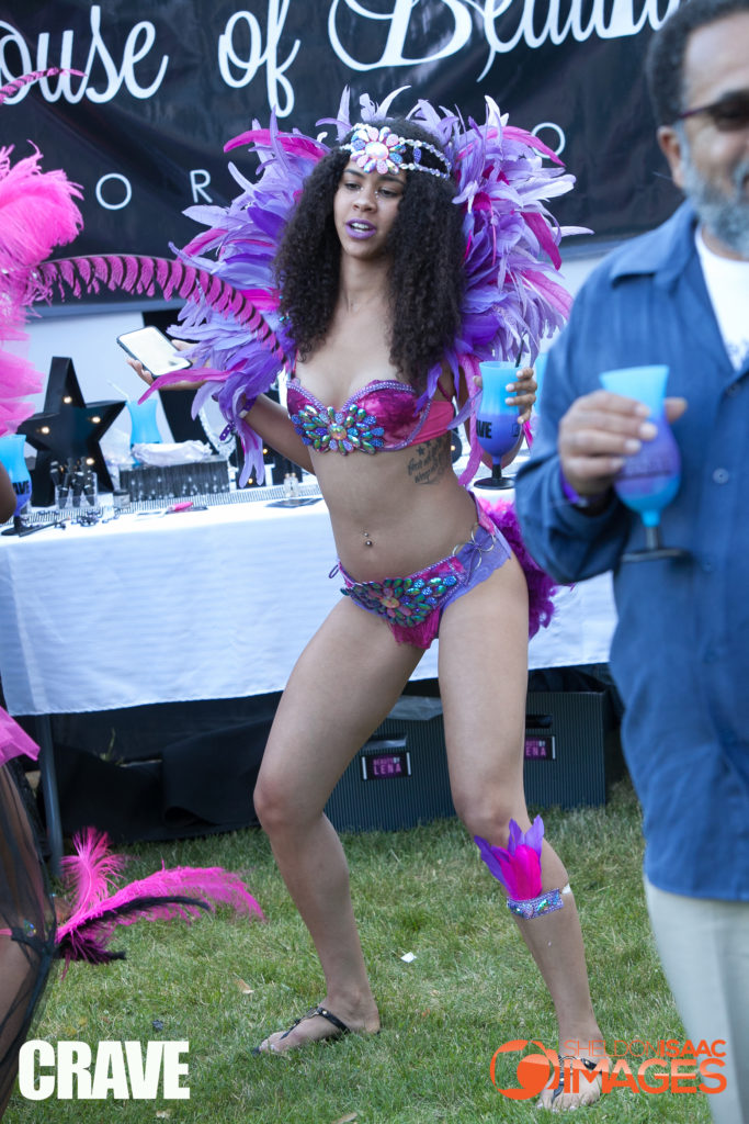 crave-party-caribana-dancers045