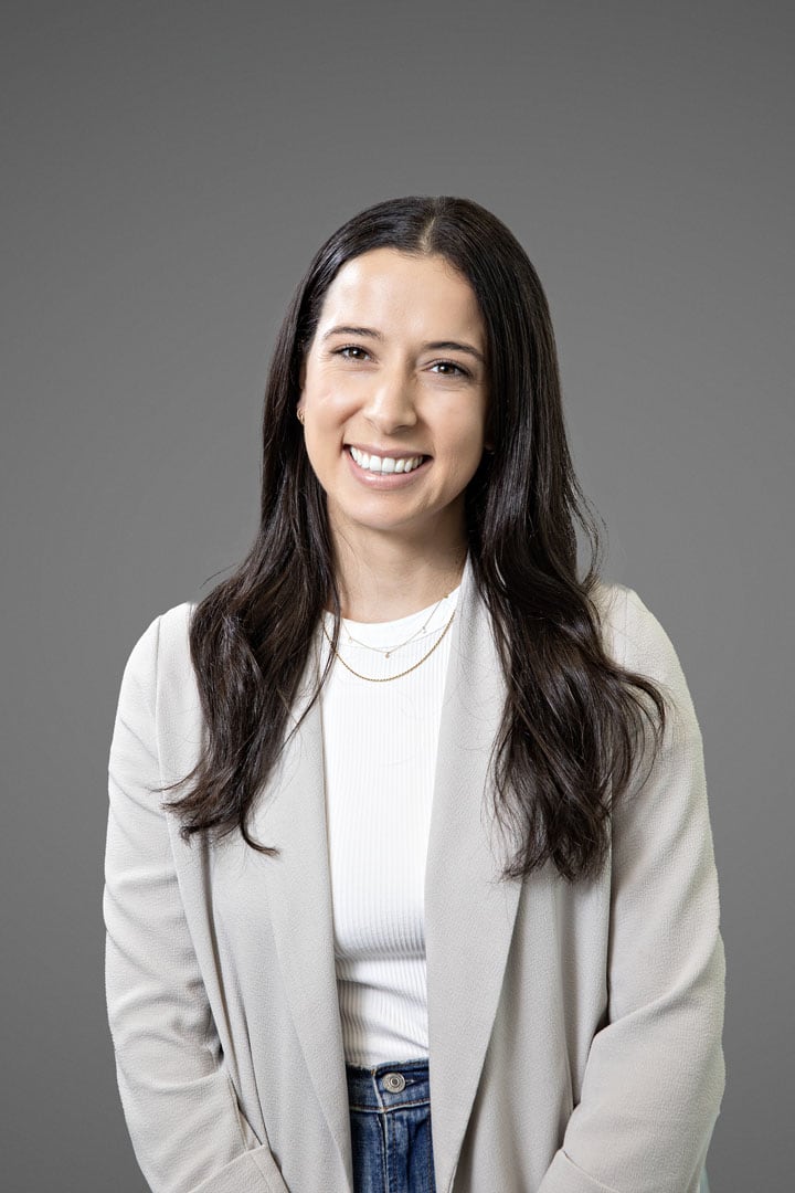 LinkedIn headshot Toronto - natural portrait