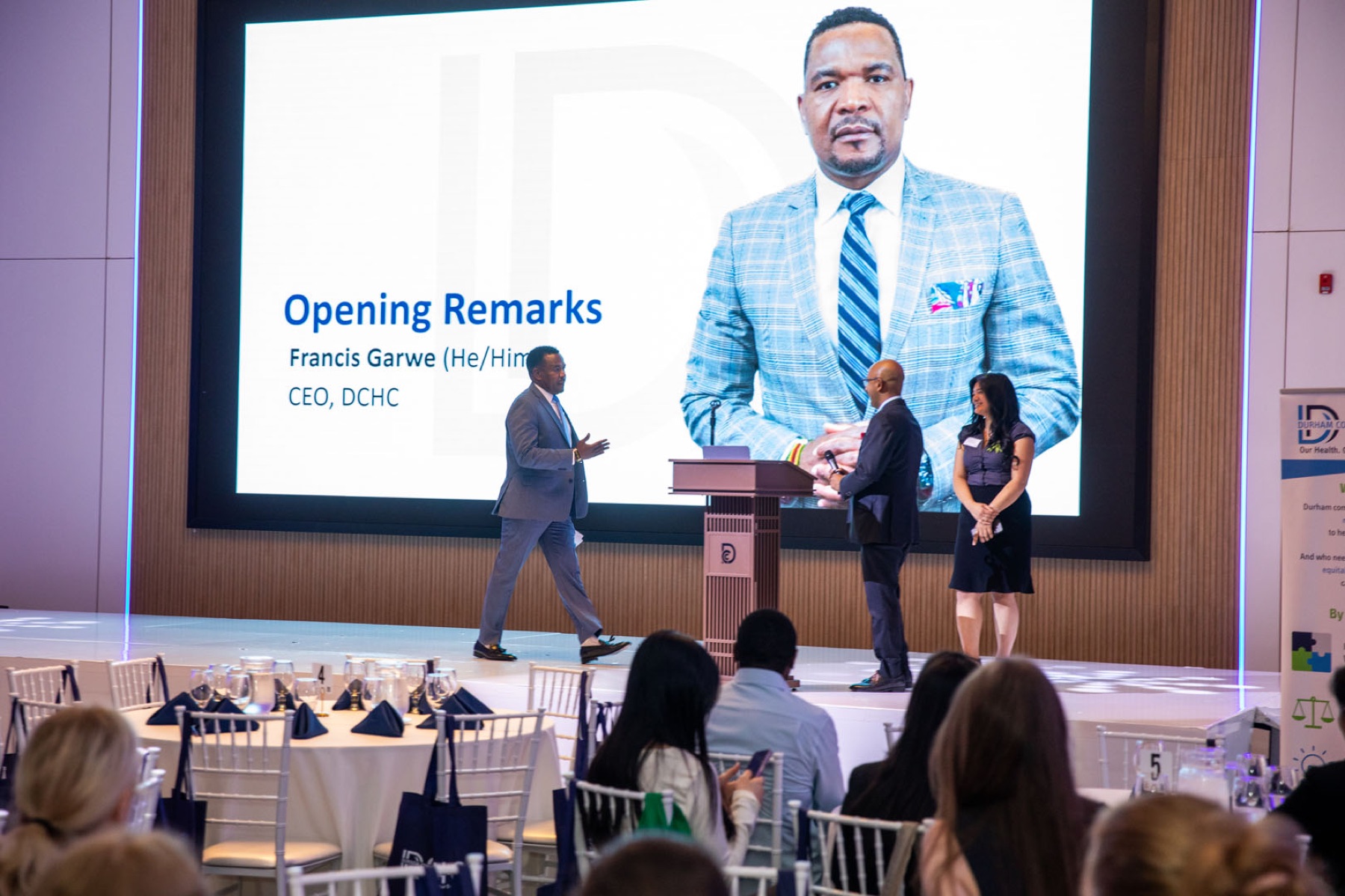Conference photographer Toronto — executive addressing attendees at a GTA corporate event